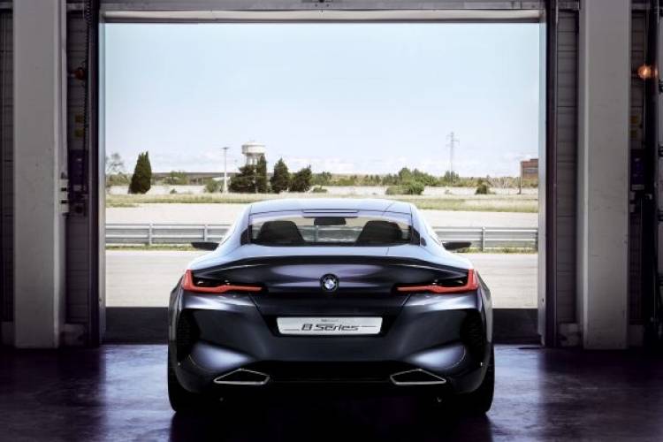 Das BMW Concept 8 Series.